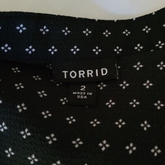 Torrid Tank Top Blouse Size 2 2X Black White Geometric Print Lace Trim Boho - Picture 4 of 7